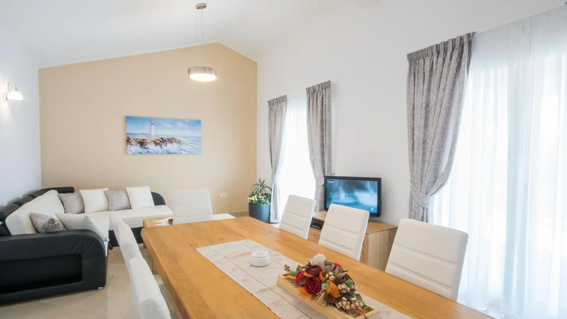 Villa Lavanda, A Luxury Villa With Private Pool, 2Km To Beach Ubasico Holiday home
