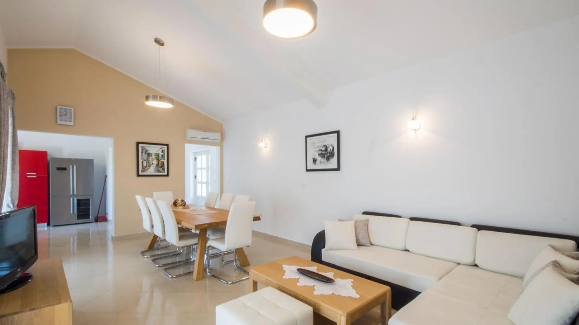 Holiday home Villa Lavanda, A Luxury Villa With Private Pool, 2Km To Beach Ubasico