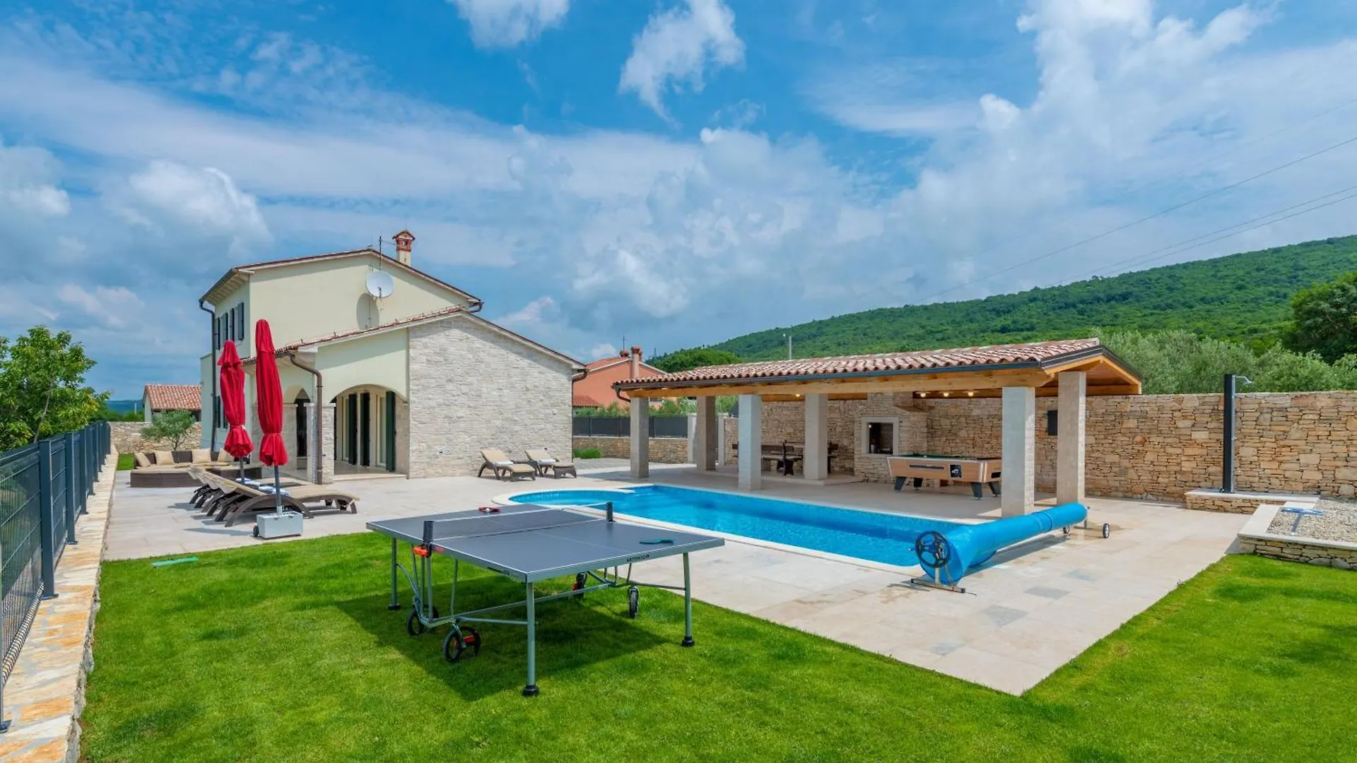 Villa Lavanda, A Luxury Villa With Private Pool, 2Km To Beach Ubasico 0*,